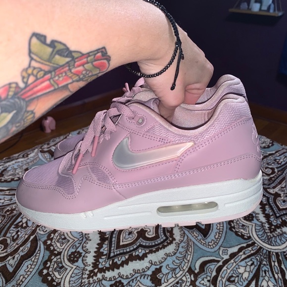 Nike Air 8.5 - Picture 2 of 7